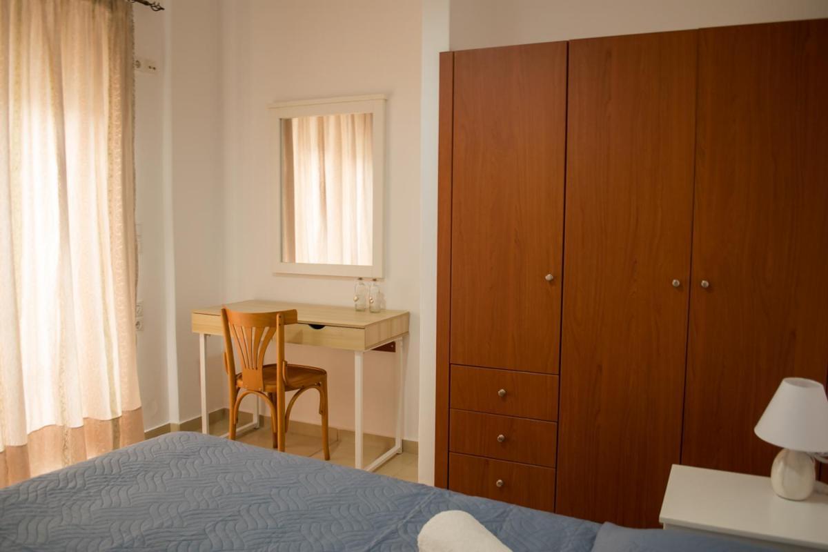 Sun Βy Τhe Sea 100M From The Beach Lägenhet Agia Pelagia Exteriör bild