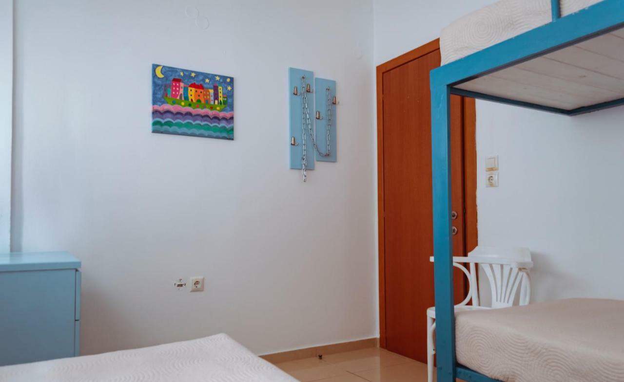 Sun Βy Τhe Sea 100M From The Beach Lägenhet Agia Pelagia Exteriör bild